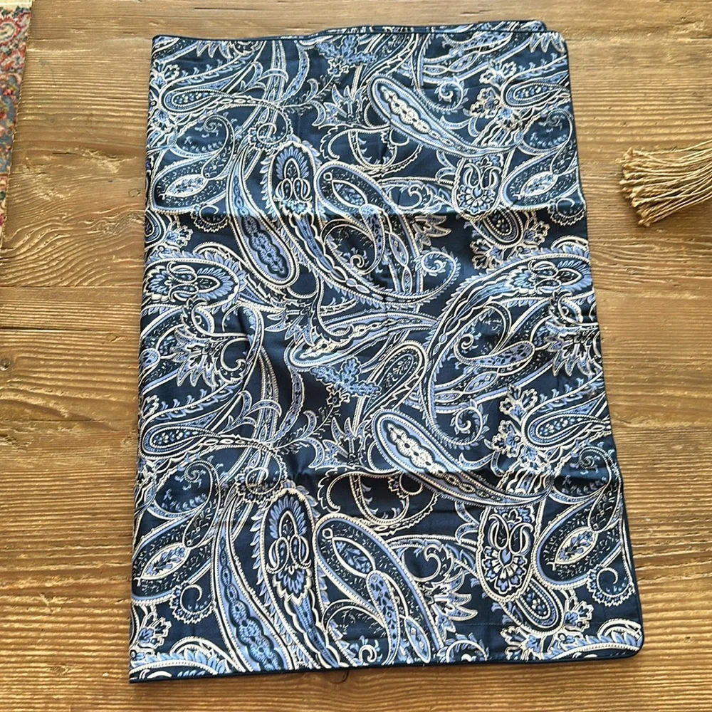 Lauren Ralph Lauren cotton blue Paisley Pillow Sham x1 21.5” x 29.5” nwot